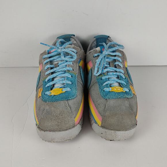 Nike Gray and Multicolor Women's Sneakers - Picture 6 of 12